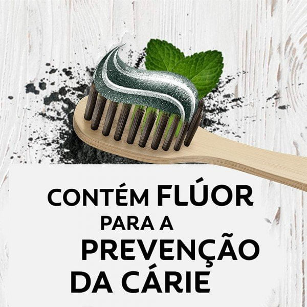 Creme-Dental-Colgate-Natural-Extracts-Carvao-Ativado-e-Menta-com-90G-